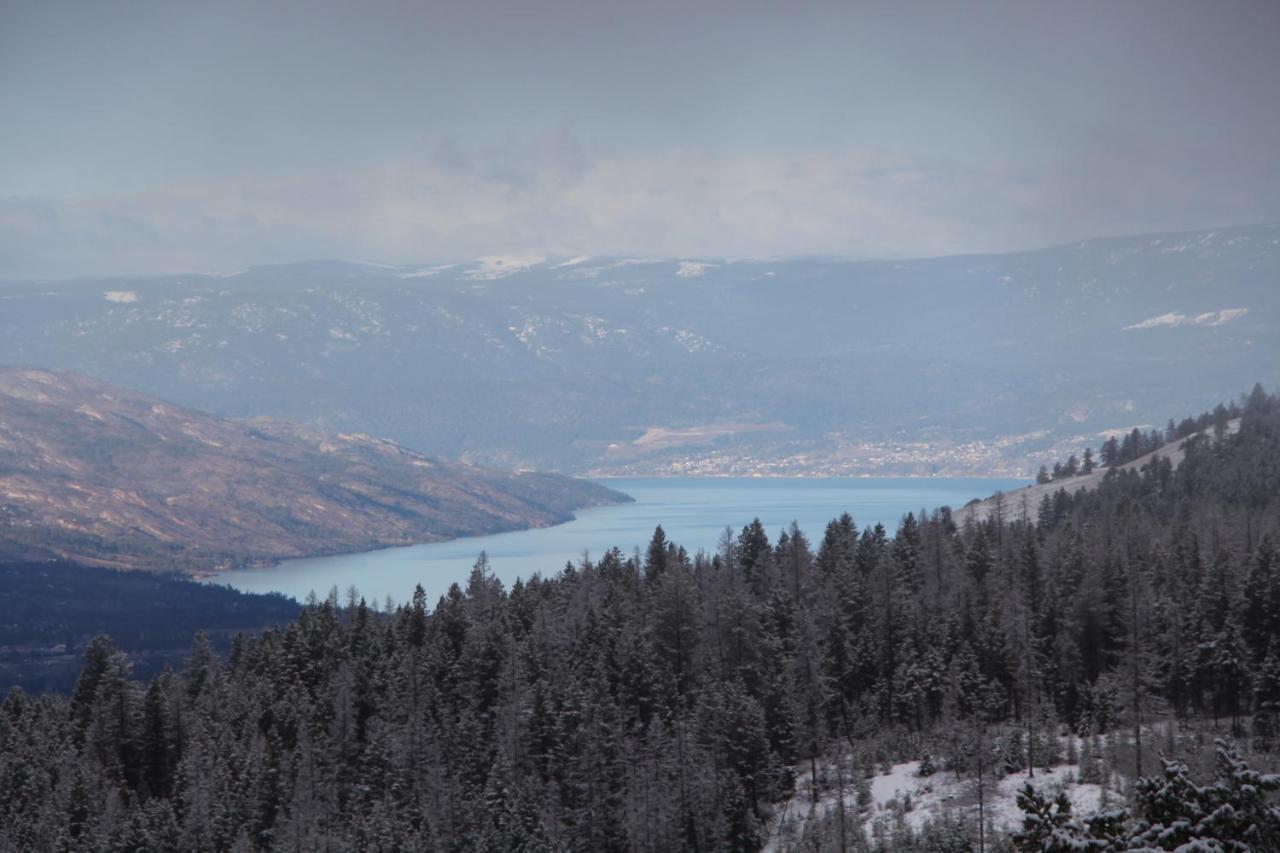 Wild Nature B&B Kelowna Dış mekan fotoğraf